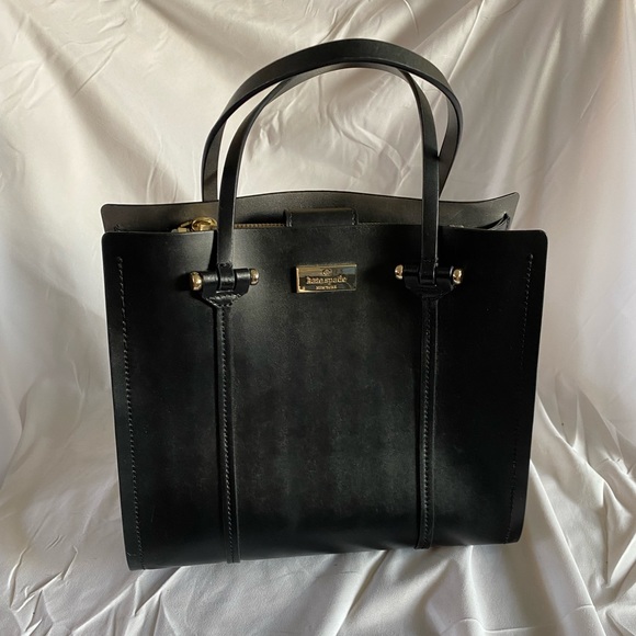 Black Kate Spade Handbag with Silver Interior - Picture 1 of 4